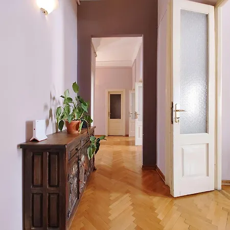 Casa de hóspedes B7