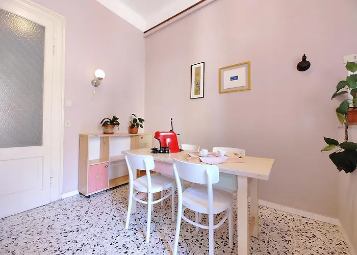 بيت ضيافة B7 *